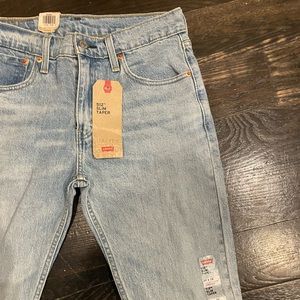 BRAND NEW NEVER WORN LEVI’S - 512 Slim Taper fit with Stretch - 30 x 32